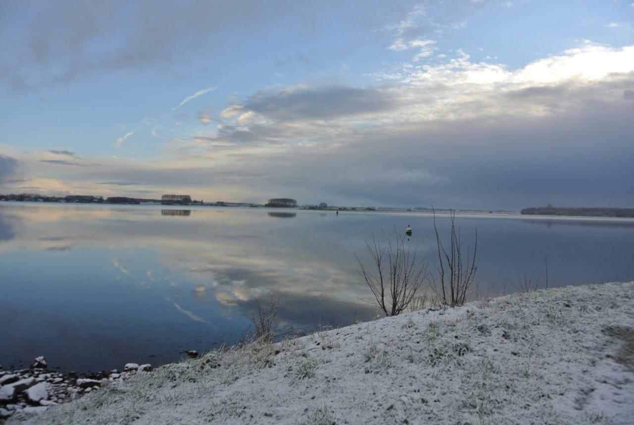 B&B Veers Buuten Veere Bagian luar foto